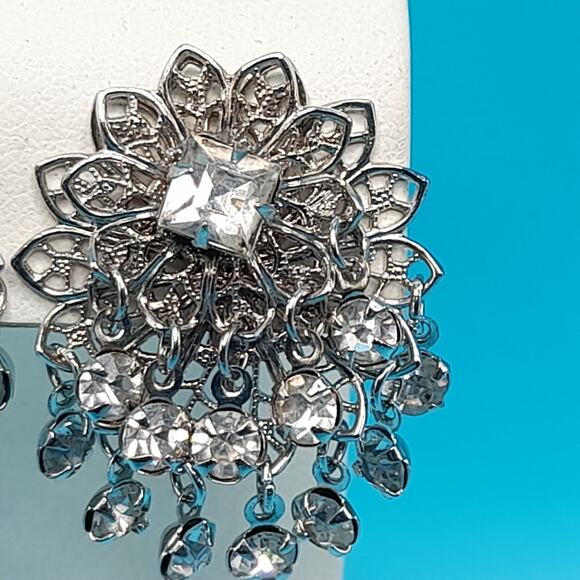 Vintage Waterfall Rhinestone Filigree Clip-On Earrings Tassel Dangle - Picture 4 of 9
